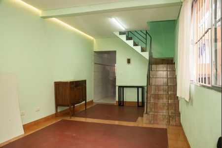 Sala de casa para alugar com 2 quartos, 130m² em Vila da Saúde, São Paulo