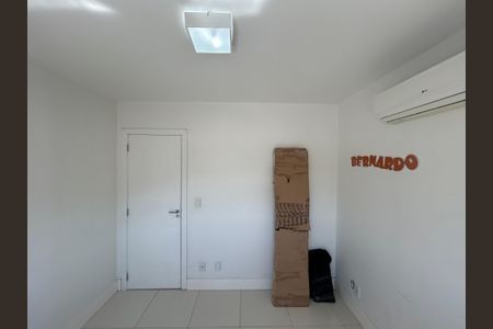 Apartamento para alugar com 140m², 4 quartos e 2 vagasQuarto
