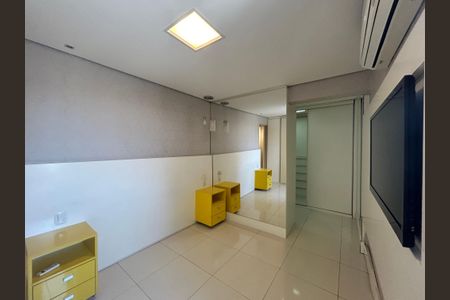 Apartamento para alugar com 140m², 4 quartos e 2 vagasQuarto