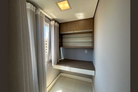 Apartamento para alugar com 140m², 4 quartos e 2 vagasQuarto