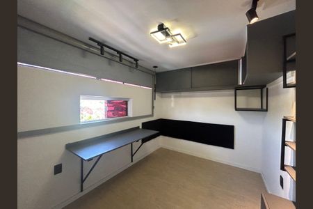 Apartamento para alugar com 140m², 4 quartos e 2 vagasQuarto