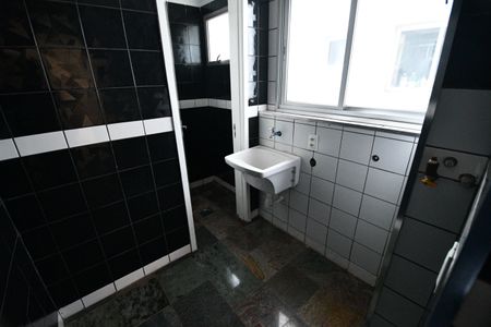 Apartamento para alugar com 67m², 3 quartos e 1 vagaÁrea de Serviço