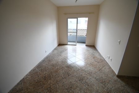 Apartamento para alugar com 67m², 3 quartos e 1 vagaSala
