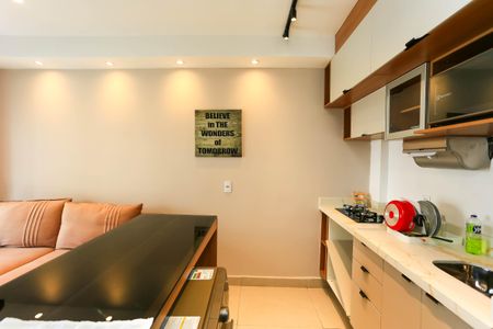 cozinha de apartamento à venda com 2 quartos, 40m² em Cidade Jardim, São Paulo