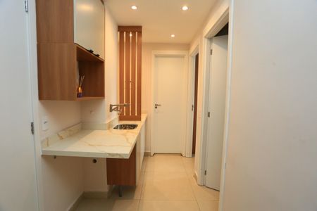 Apartamento à venda com 40m², 2 quartos e 1 vaga Apartamento à venda com 40m², 2 quartos e 1 vagaÁrea de Serviço