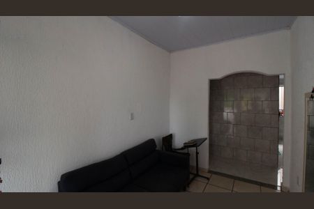 Casa para alugar com 180m², 2 quartos e sem vaga
