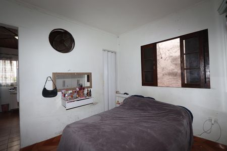 Casa à venda com 172m², 4 quartos e 1 vagaQuarto - Casa 2