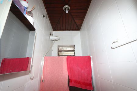 Casa à venda com 172m², 4 quartos e 1 vagaBanheiro - Casa 2