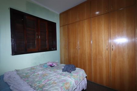 Casa à venda com 172m², 4 quartos e 1 vagaQuarto 1 - Casa 1