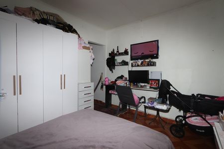 Casa à venda com 172m², 4 quartos e 1 vagaQuarto - Casa 2