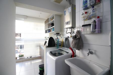 Apartamento para alugar com 59m², 2 quartos e 1 vagaÁrea de Serviço