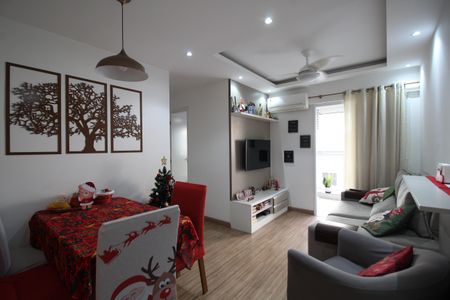 Sala de apartamento para alugar com 2 quartos, 59m² em Taquara, Rio de Janeiro