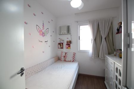 Quarto 1 de apartamento para alugar com 2 quartos, 59m² em Taquara, Rio de Janeiro