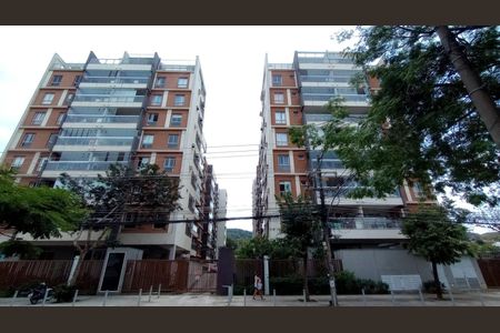 Apartamento para alugar com 59m², 2 quartos e 1 vagaFachada