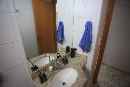 Apartamento à venda com 174m², 4 quartos e 2 vagasBanheiro