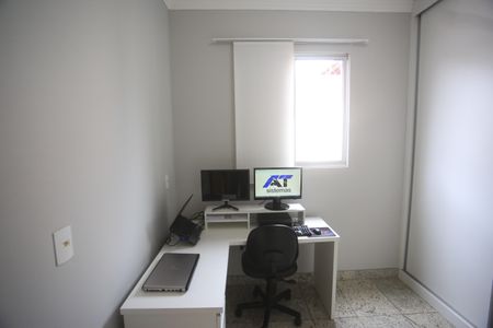 Apartamento à venda com 174m², 4 quartos e 2 vagasQuarto