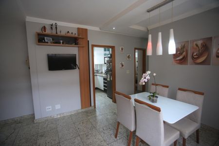 Sala de apartamento à venda com 4 quartos, 174m² em Prado, Belo Horizonte