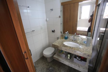 Apartamento à venda com 174m², 4 quartos e 2 vagasSuite