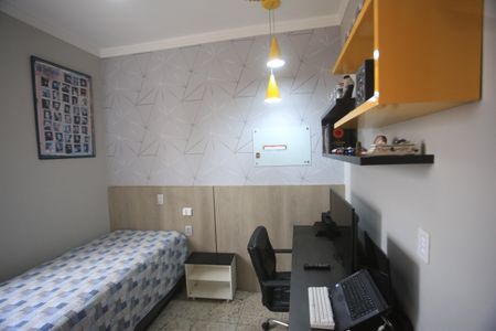 Apartamento à venda com 174m², 4 quartos e 2 vagasQuarto 2