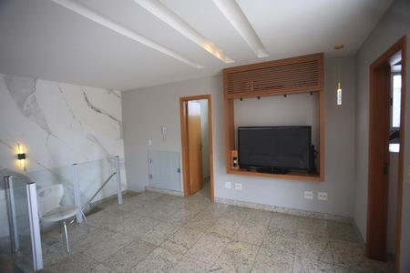 Apartamento à venda com 174m², 4 quartos e 2 vagasCobertuta