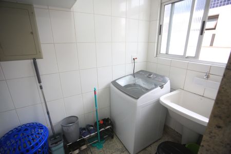 Apartamento à venda com 174m², 4 quartos e 2 vagasArea de seviço