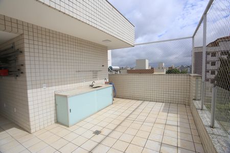 Apartamento à venda com 174m², 4 quartos e 2 vagasVaranda Cobertura