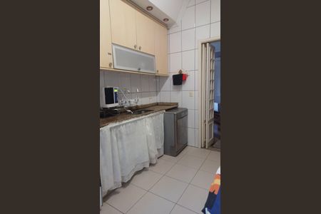 Casa à venda com 250m², 3 quartos e 4 vagas