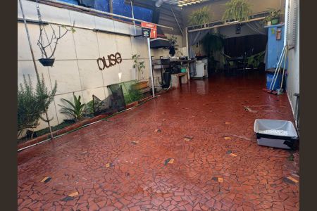 Casa à venda com 250m², 3 quartos e 4 vagas