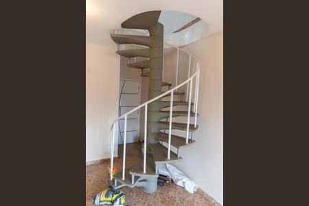 Apartamento para alugar com 140m², 3 quartos e 1 vaga Apartamento para alugar com 140m², 3 quartos e 1 vagaESCADA ACESSO