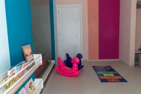 Apartamento para alugar com 37m², 2 quartos e sem vaga Apartamento para alugar com 37m², 2 quartos e sem vagaÁrea comum - Brinquedoteca