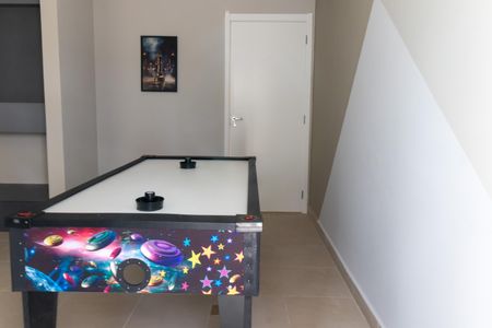 Apartamento para alugar com 37m², 2 quartos e sem vaga Apartamento para alugar com 37m², 2 quartos e sem vagaÁrea comum - Salão de Jogos