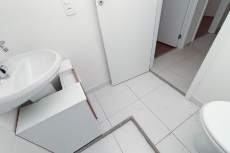 Apartamento para alugar com 37m², 2 quartos e sem vaga Apartamento para alugar com 37m², 2 quartos e sem vagaBanheiro