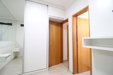 Apartamento para alugar com 68m², 2 quartos e 2 vagasQuarto 2 - Suíte