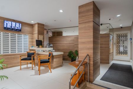 Apartamento à venda com 80m², 2 quartos e sem vagaHall social
