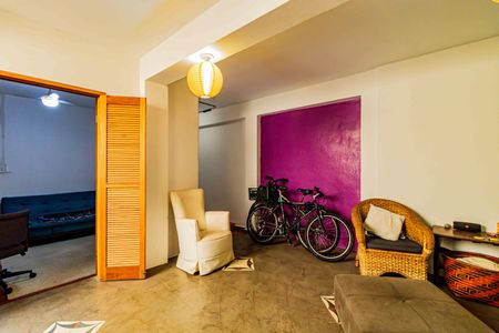 Casa à venda com 100m², 3 quartos e 3 vagasSalão