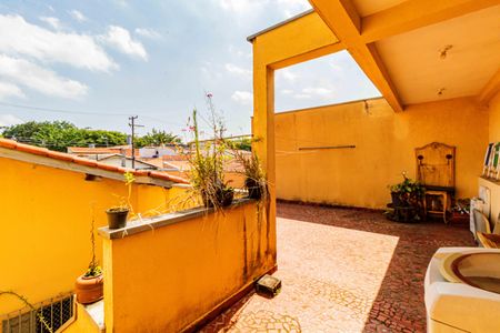 Casa à venda com 100m², 3 quartos e 3 vagasÁrea de serviço