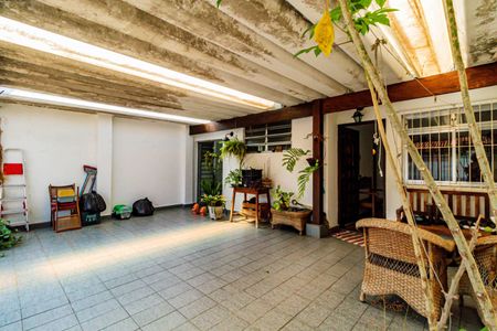 Casa à venda com 100m², 3 quartos e 3 vagasGaragem