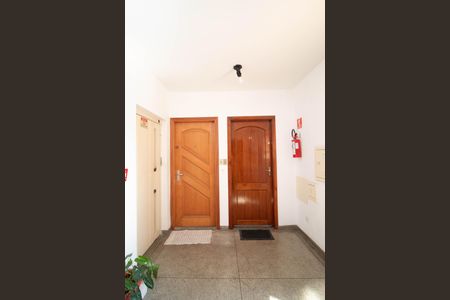 Apartamento para alugar com 54m², 2 quartos e 1 vaga Apartamento para alugar com 54m², 2 quartos e 1 vagaHall de entrada