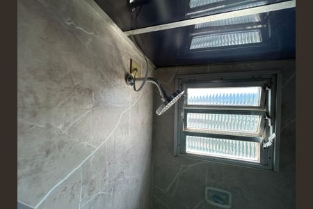 Apartamento à venda com 50m², 2 quartos e 1 vagaChuveiro