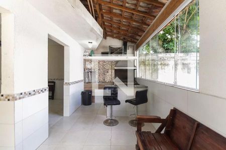 Apartamento para alugar com 48m², 2 quartos e sem vagaÁrea Comum - Salão de Festas