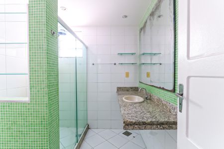 Casa para alugar com 140m², 2 quartos e 2 vagasBanheiro