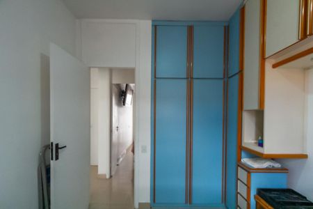 Casa de condomínio à venda com 100m², 3 quartos e 2 vagas Casa de condomínio à venda com 100m², 3 quartos e 2 vagasQuarto 2