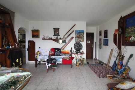 Sala de apartamento para alugar com 3 quartos, 110m² em Costa Azul, Salvador