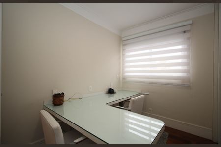 Apartamento para alugar com 300m², 3 quartos e 4 vagas