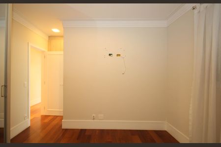 Apartamento para alugar com 300m², 3 quartos e 4 vagas