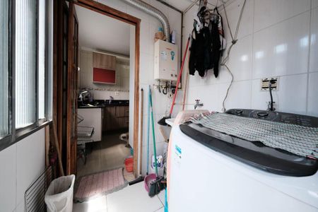 Apartamento à venda com 58m², 2 quartos e 1 vagaÁrea de Serviço