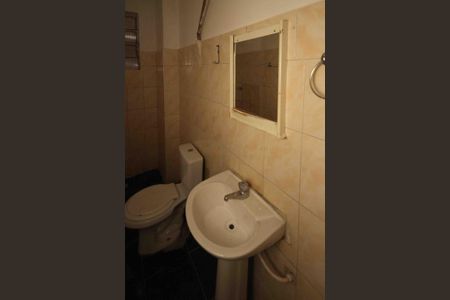 Casa para alugar com 59m², 1 quarto e sem vagaBanheiro