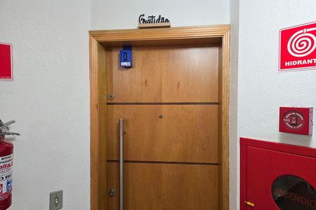 Apartamento para alugar com 60m², 3 quartos e 1 vaga Apartamento para alugar com 60m², 3 quartos e 1 vagaLock box
