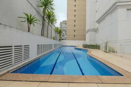 Apartamento à venda com 60m², 2 quartos e 1 vagaÁrea comum - Piscina