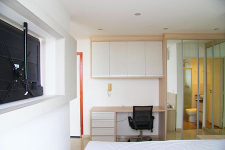 Quarto de kitnet/studio para alugar com 1 quarto, 38m² em Vila Augusta, Guarulhos